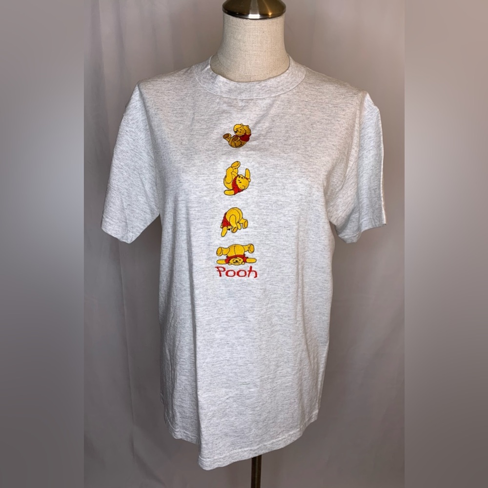 Womens Winnie the Pooh short sleeve t-shirt DEADSTOCK Disney embroidered tee M